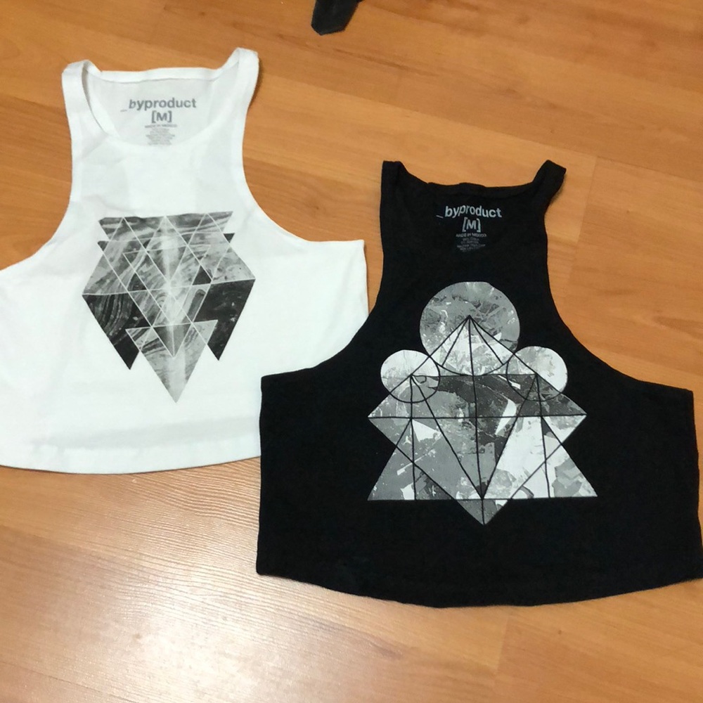 PacSun Graphic Racerback Crop Tops